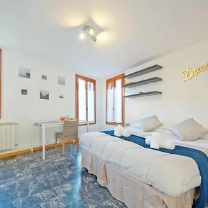 410 San Polo Roky Wifi Center , Venise Italie